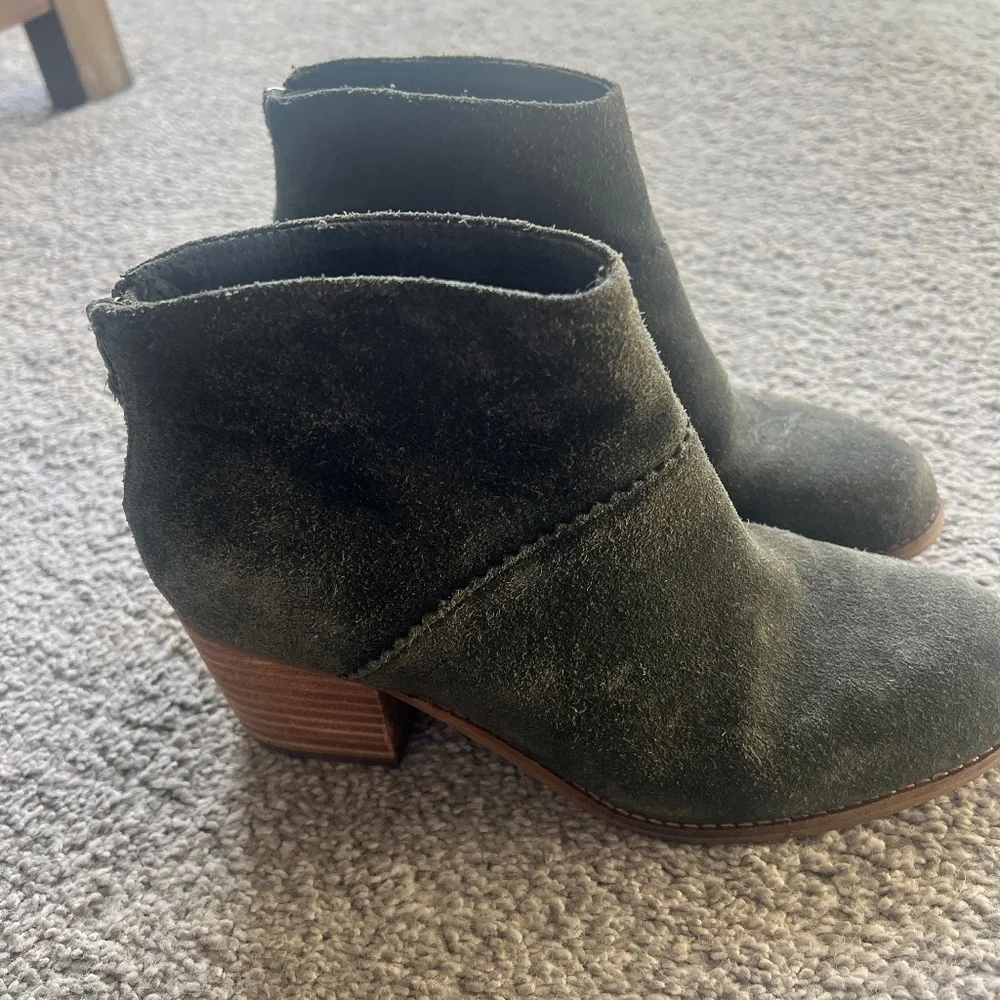 Toms Olive Green Suede Ankle Booties